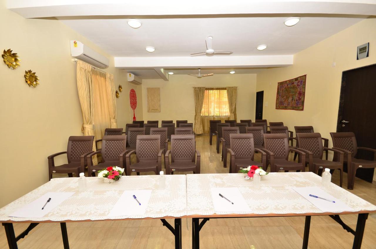 Hôtel Diwali Baug à Lonavala Extérieur photo