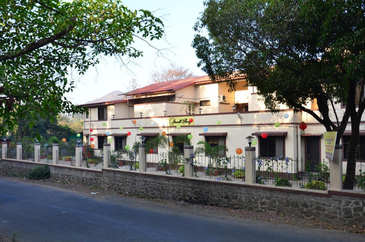 Hôtel Diwali Baug à Lonavala Extérieur photo